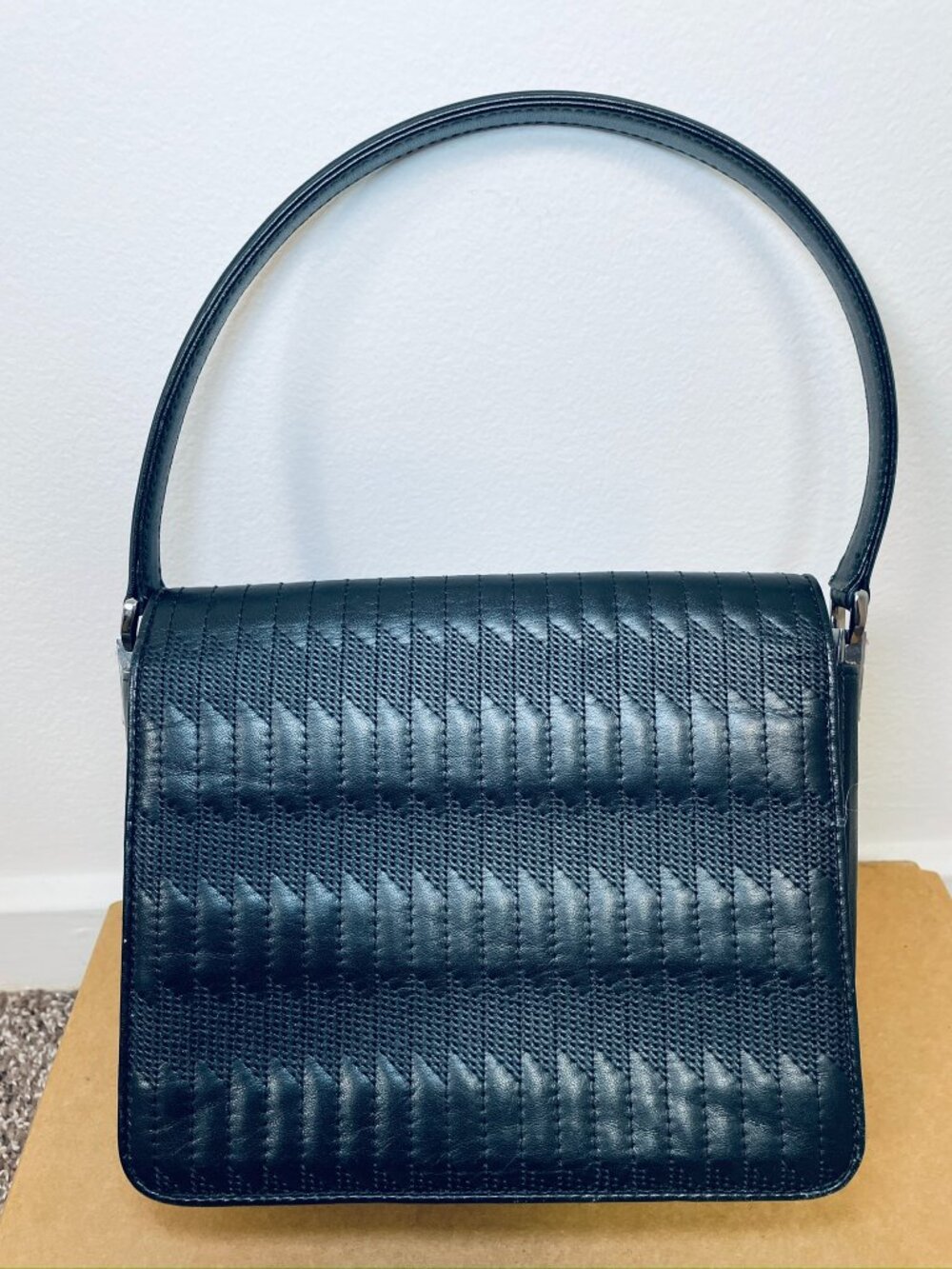 MILA SCHON Vintage Structured Black Shoulder Bag